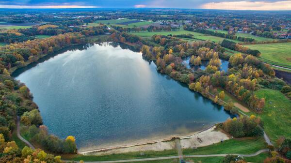 Bild vergrößern: Luftbild Hollener See